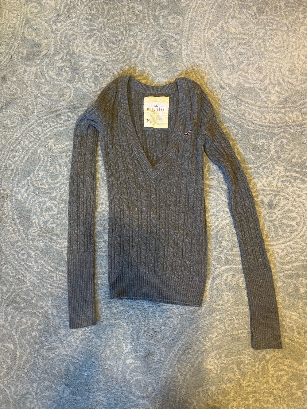 Vintage Y2K Hollister v-neck sweater